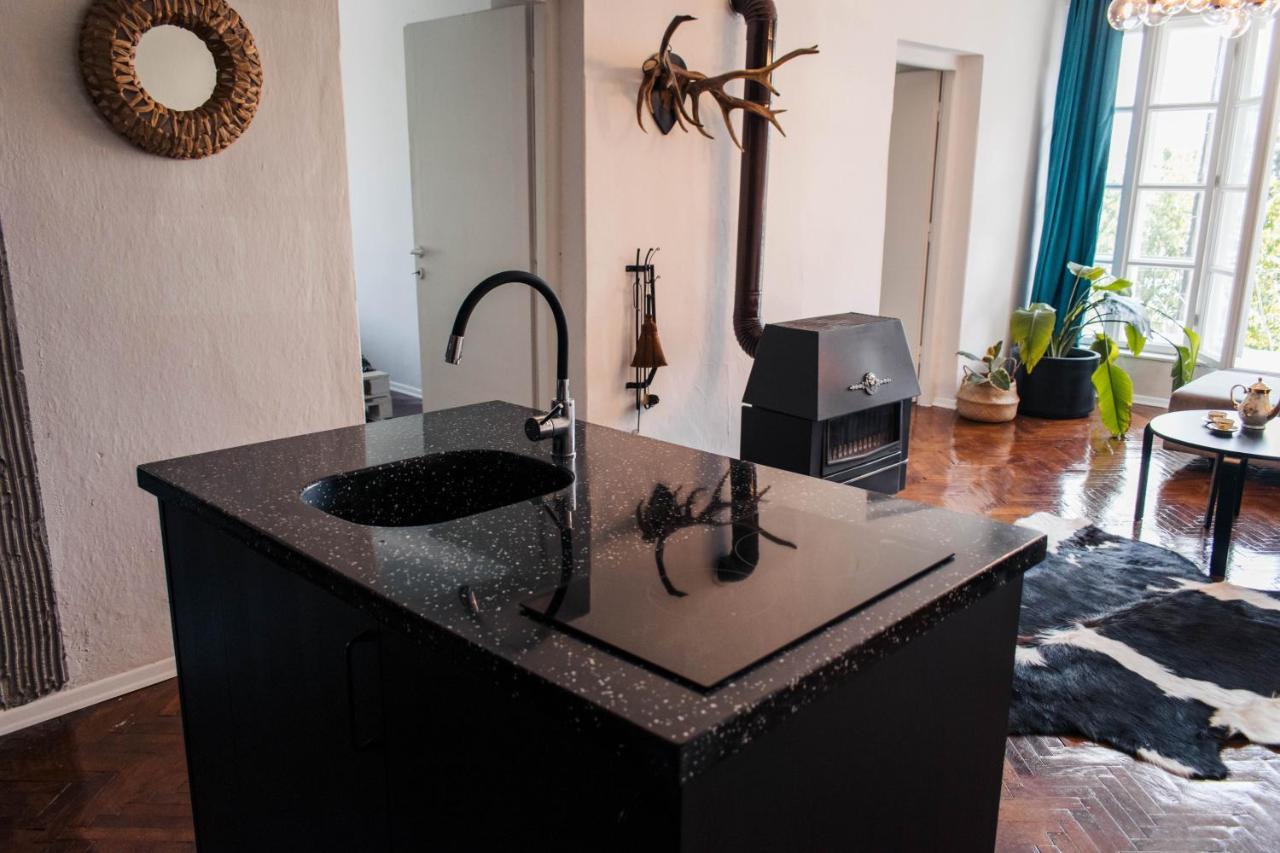 Mavro Apartment